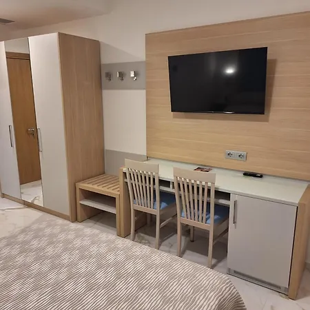 La Margherita & מלון אלגהרו